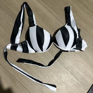 Princess Polly Black and White Striped Bikini Top